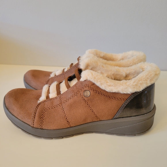 Bzees Golden Cozy Comfort Lightweight Shoe Bootie with Faux Fur Collar Size 8 - Picture 5 of 12